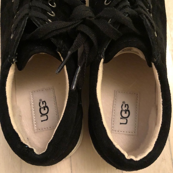 🔥 SALE 🔥 Ugg Tomi suede sneakers - Picture 4 of 7
